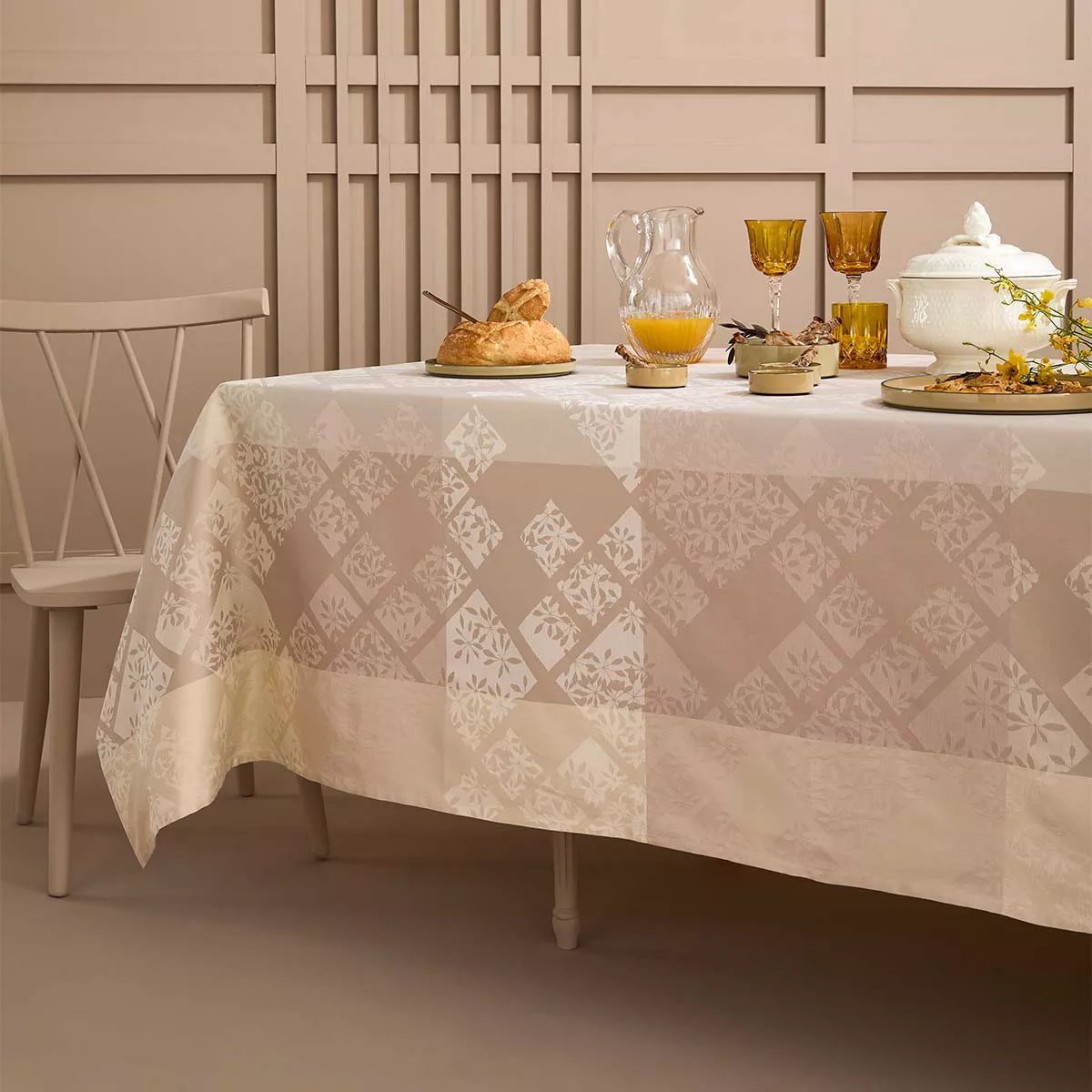 Chemin de table pur coton MILLE PISTILS naturel, GARNIER THIEBAUT