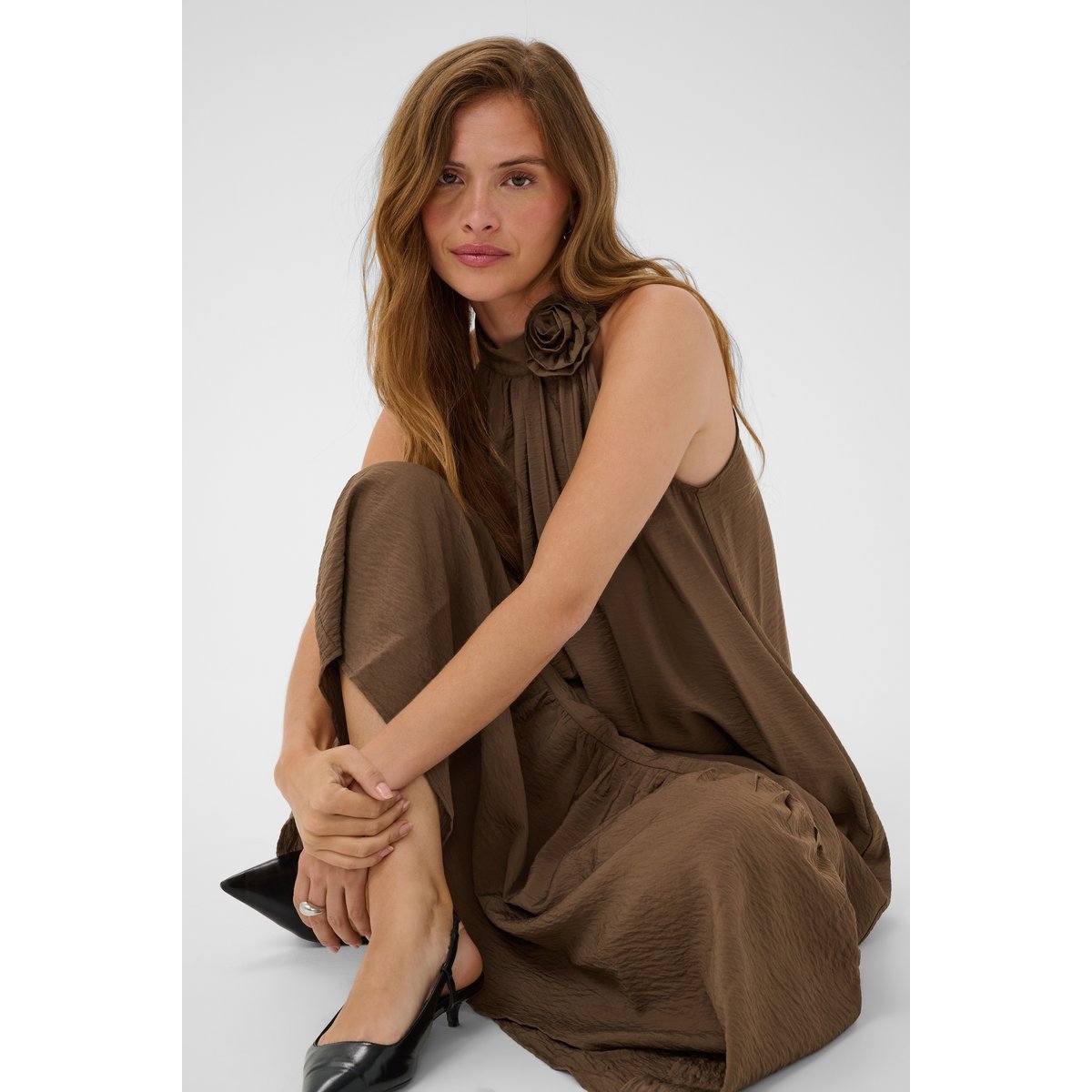 Robe marron carafe, KAFFE