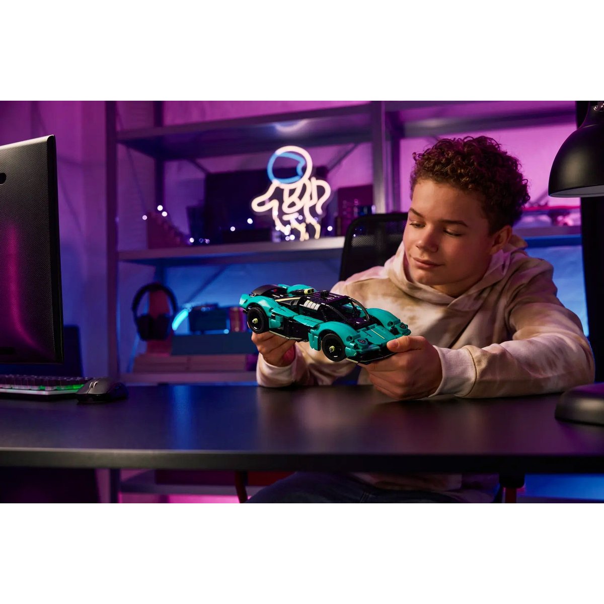 LEGO Technic Aston Martin Valkyrie 42208 - Modèle de voiture dynamique pour enfants multicolore, LEGO
