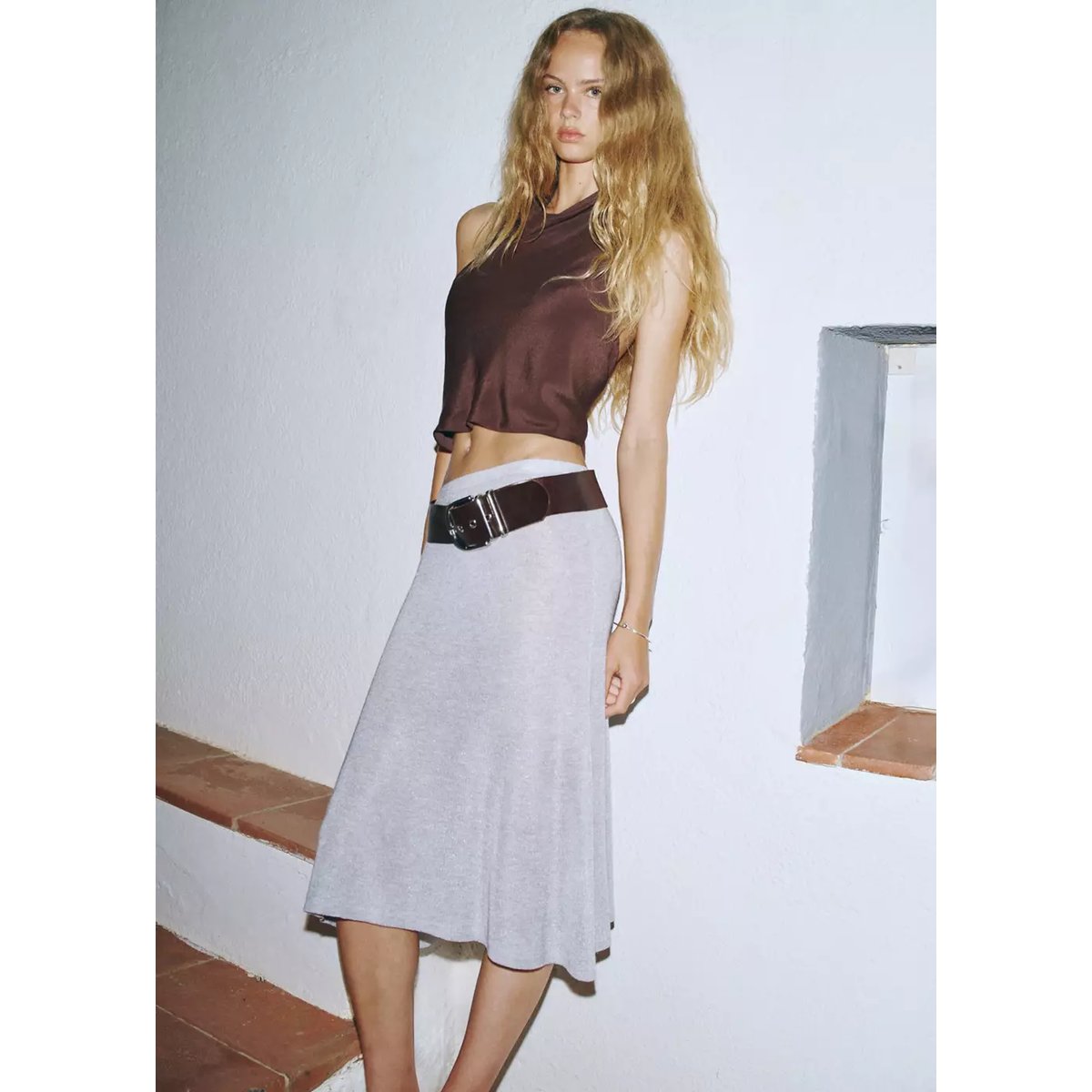 Top crop halter drapé marron, MANGO