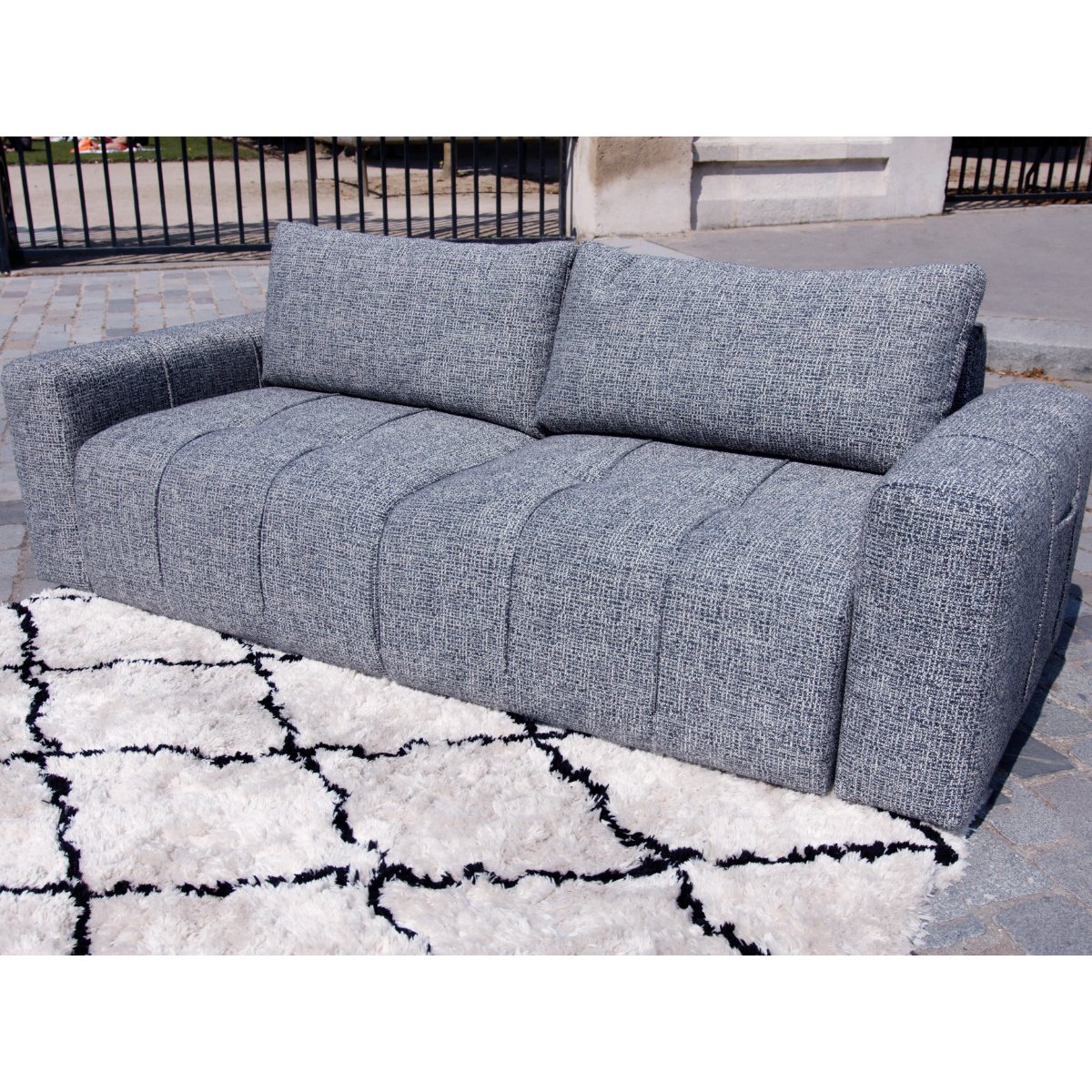 Canapé droit convertible 4 places en tissu chiné avec pouf, ARSENE gris foncé, BOBOCHIC