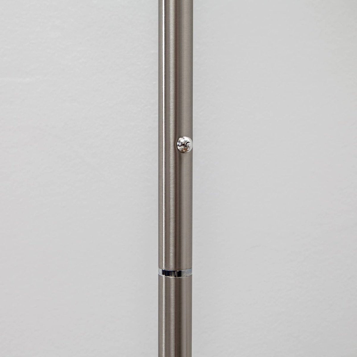 Lampadaire en métal moderneLED, Malea nickel mat, LINDBY