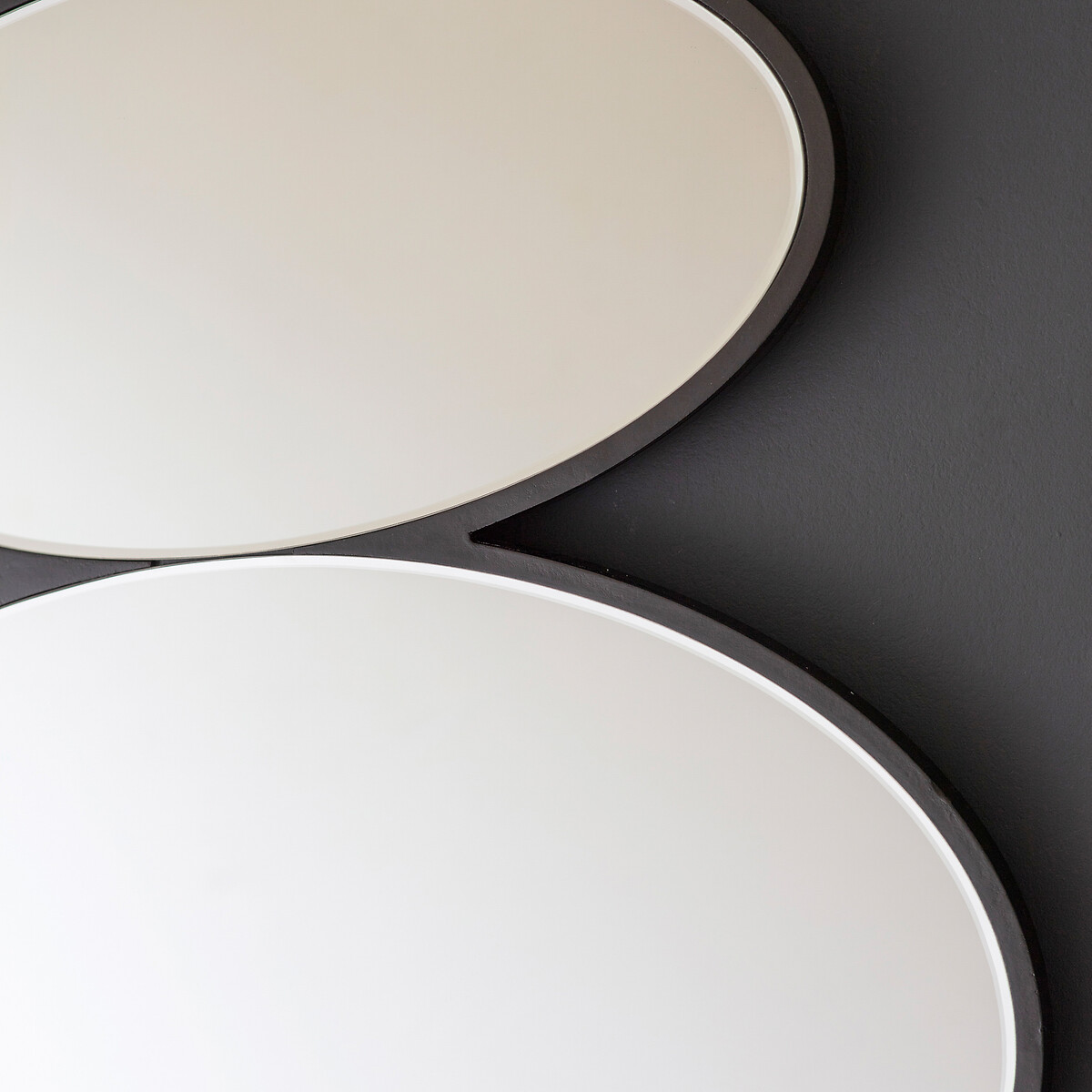 118cm Amado Black Pebble Stack Mirror black, ÉDITÉ