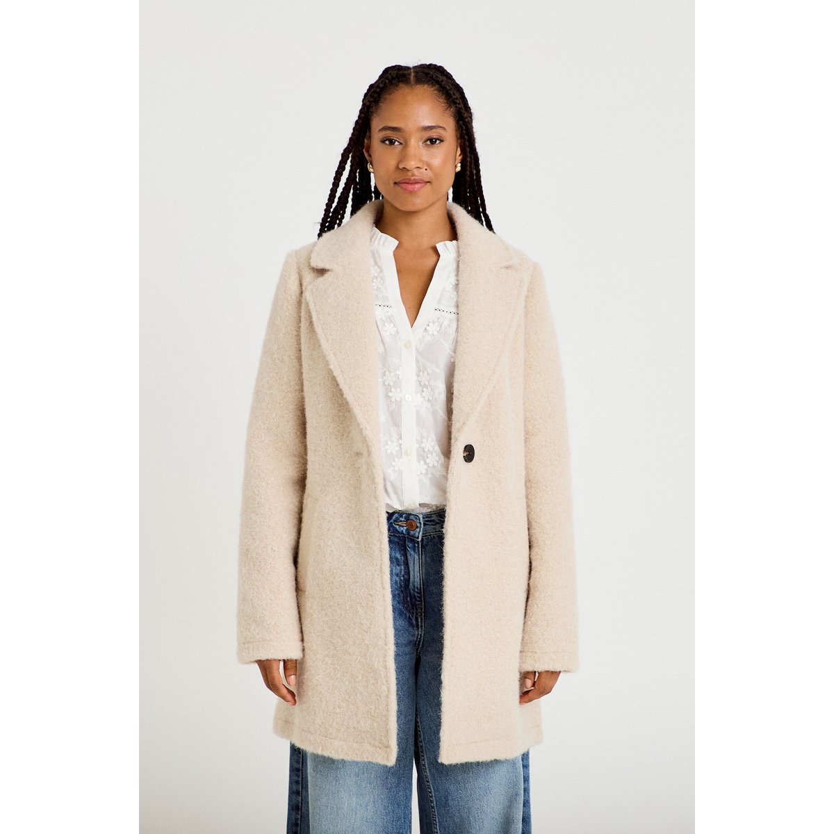 Manteau droit mi-long bouclettes beige, CACHE CACHE