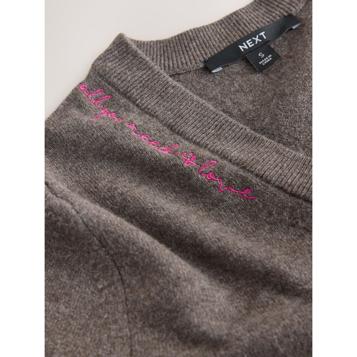 Cardigan en maille ultra doux à col v marron chocolat, NEXT