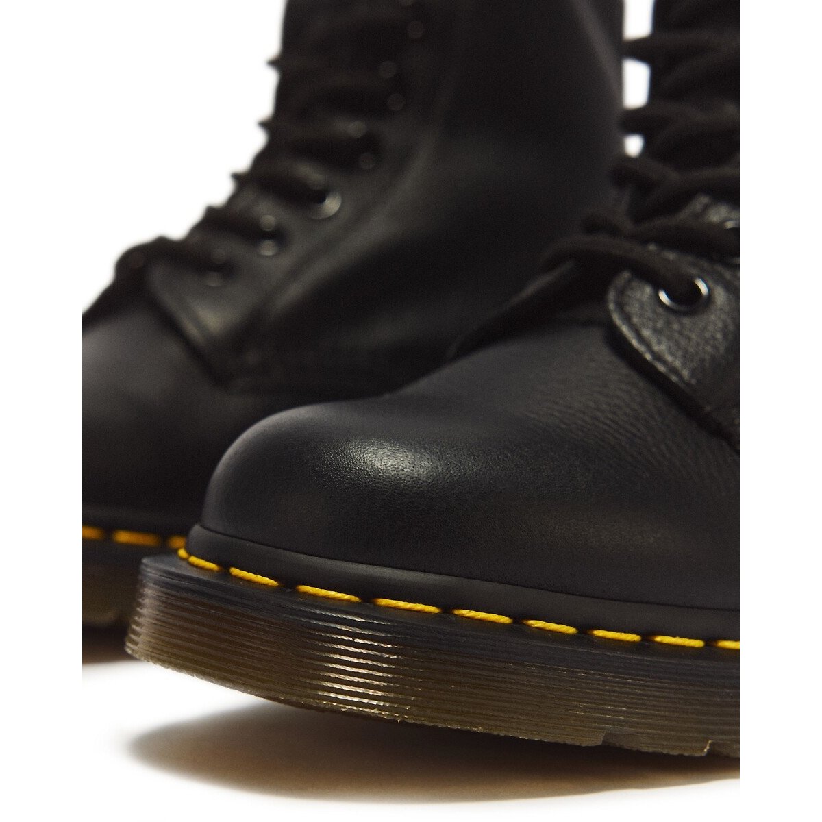 Boots montantes 1490 en cuir Virginia noir, DR. MARTENS