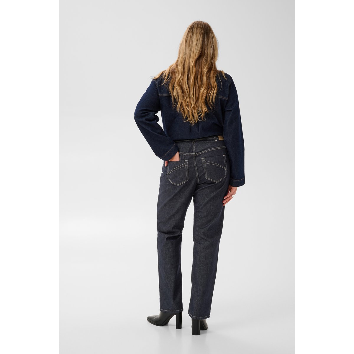 Jeans bleu dark blue unwashed denim, KAFFE CURVE