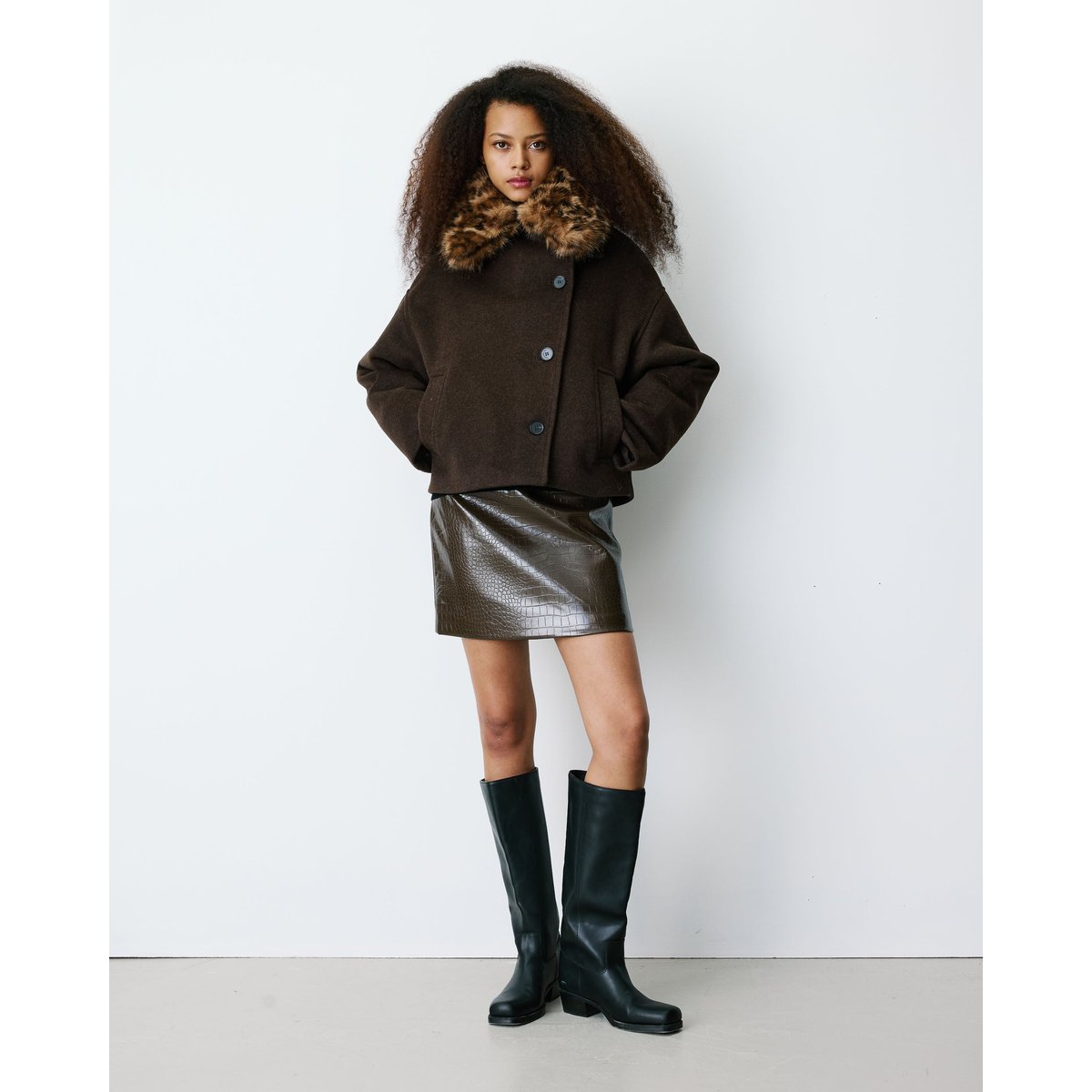Manteau court col cheminée en laine mélangée chocolat Blanca chocolat, GRACE & MILA