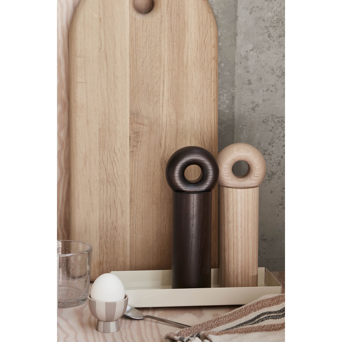 Plateau en acier inoxydable avec organiseur LIVING beige, OYOY LIVING DESIGN
