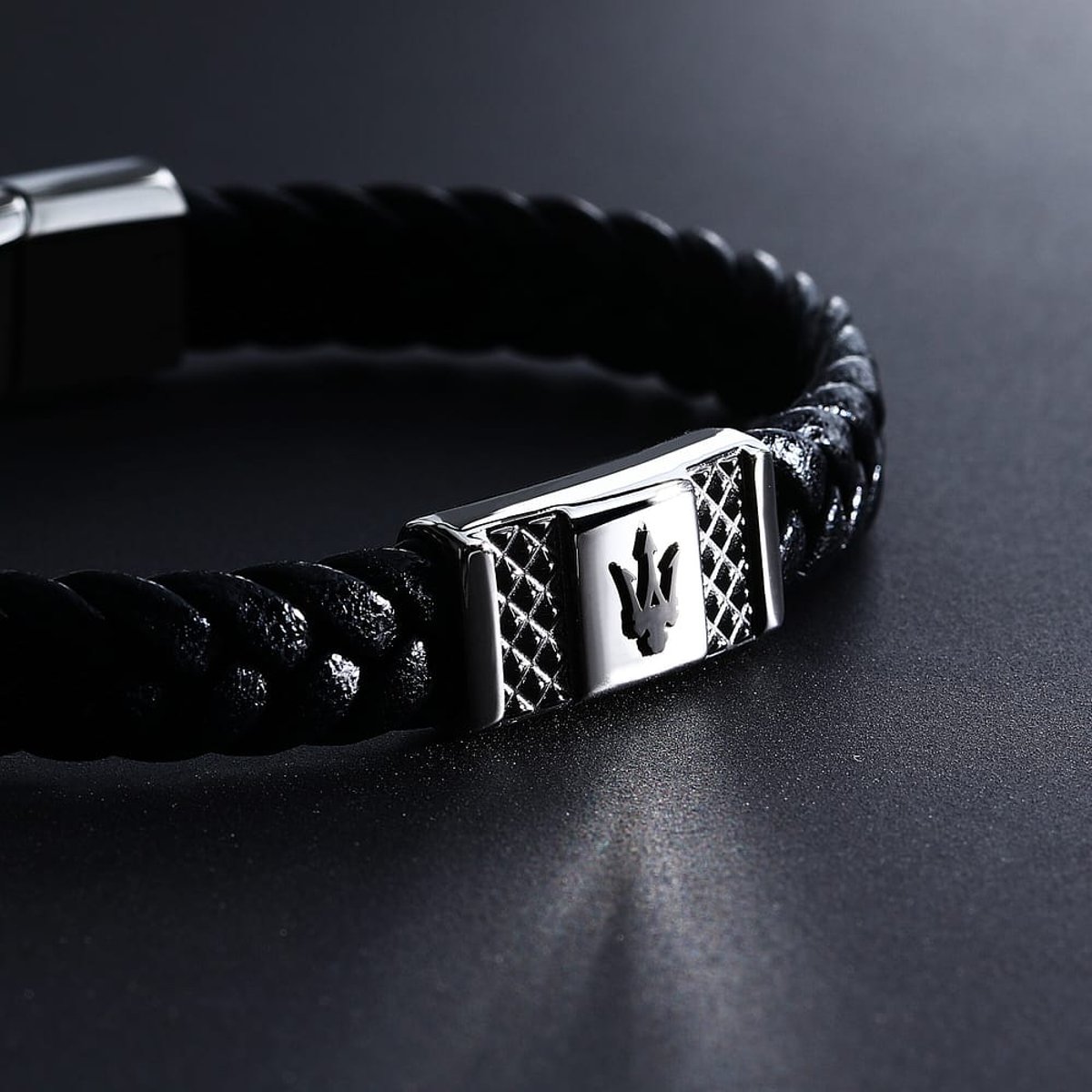Bracelet acier, cuir RECYCLED LEATHER argent, noir, MASERATI