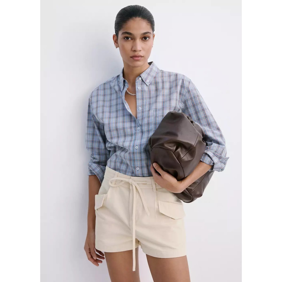 Short denim poches à revers écru, MANGO