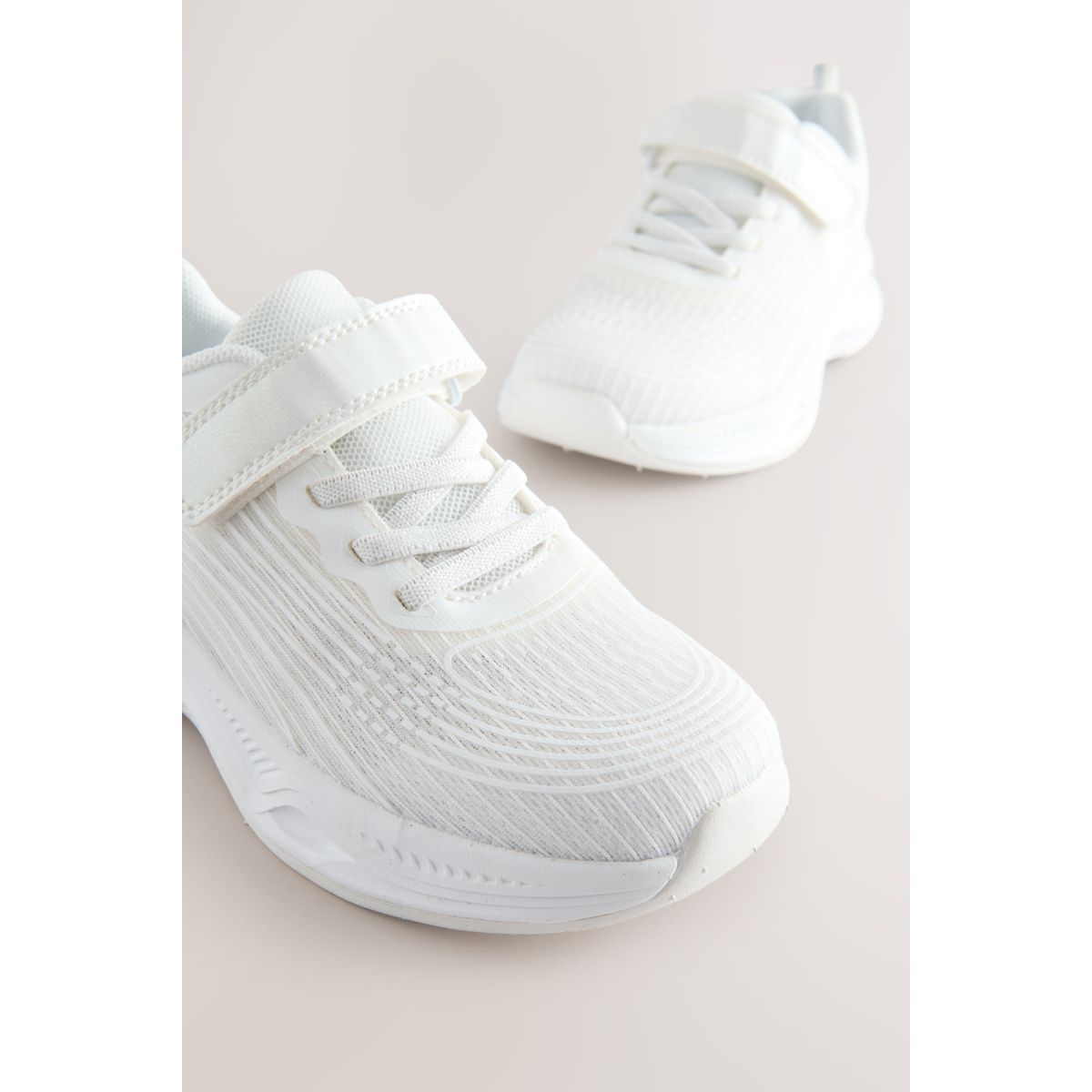 Baskets d'école à lacets élastiques blanc, NEXT