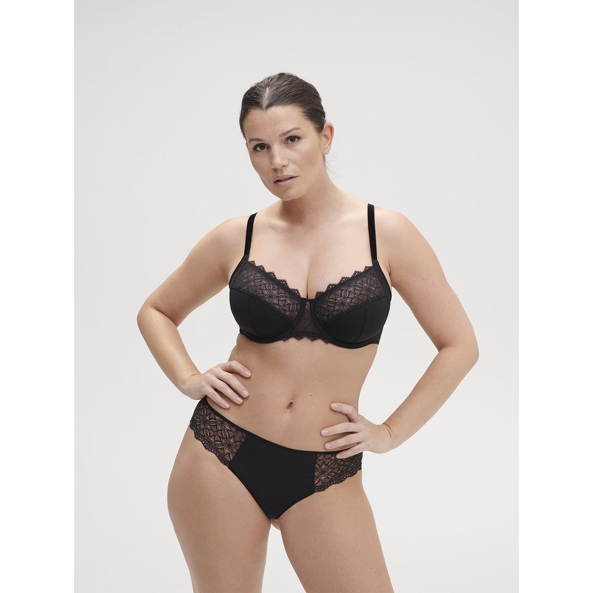 Soutien-gorge avec armatures emboitant, ESCALE noir, SIMONE PERELE