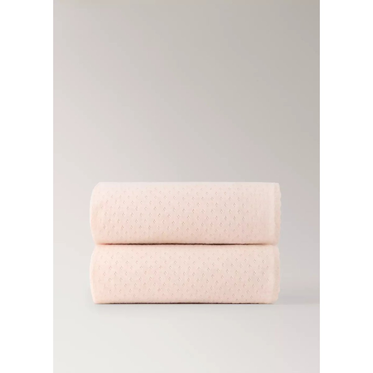 Couverture plaid en laine et cachemire avec motifs ajourés nude, MANGO HOME