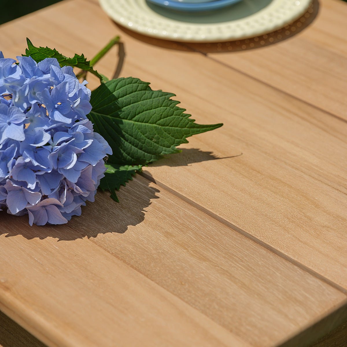 Table d'appoint de jardin en teck massif CALVI naturel, BERAH GETAH