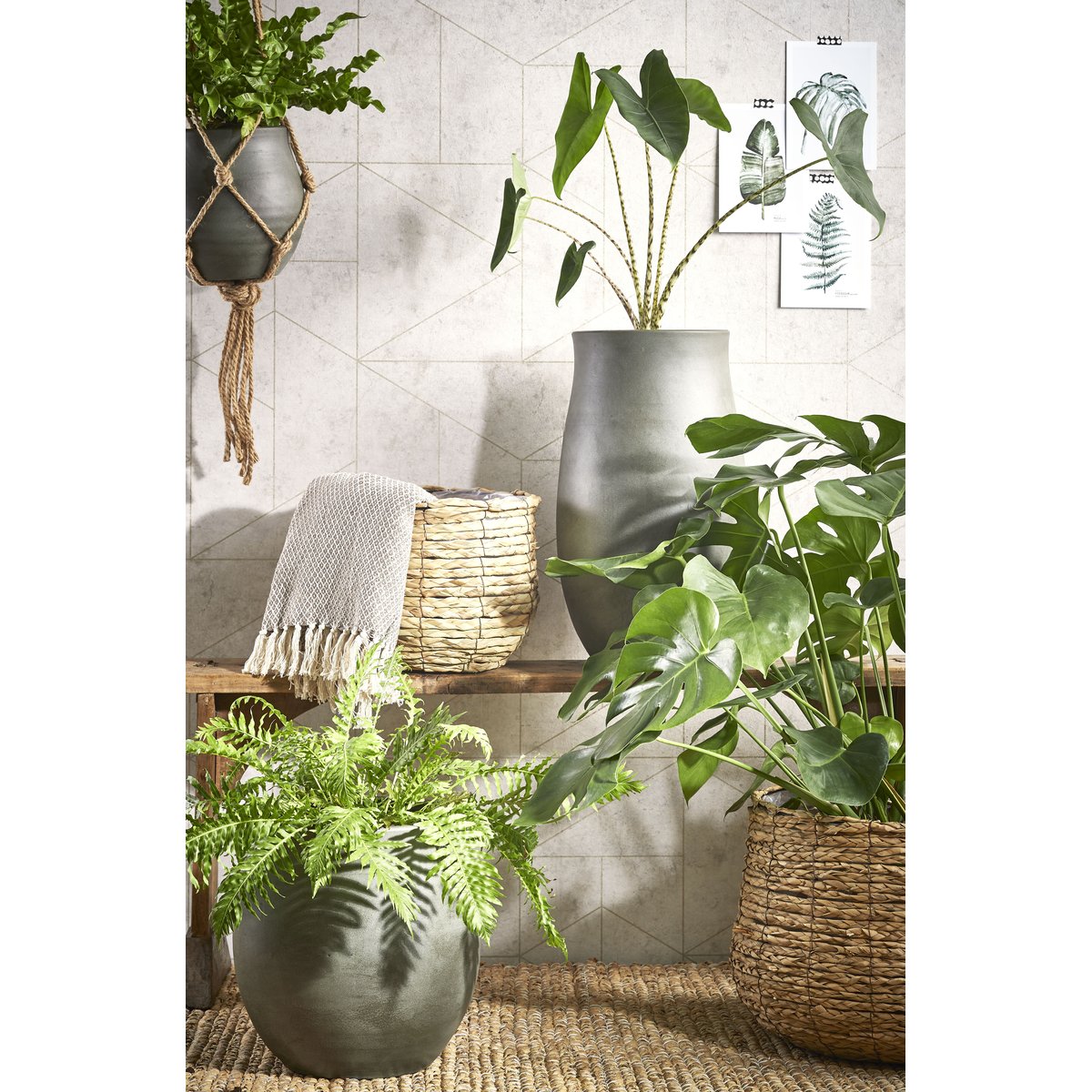 Panier à plantes en jonc de mer tressé Ø30 cm AVALON marron clair, MICA DECORATIONS