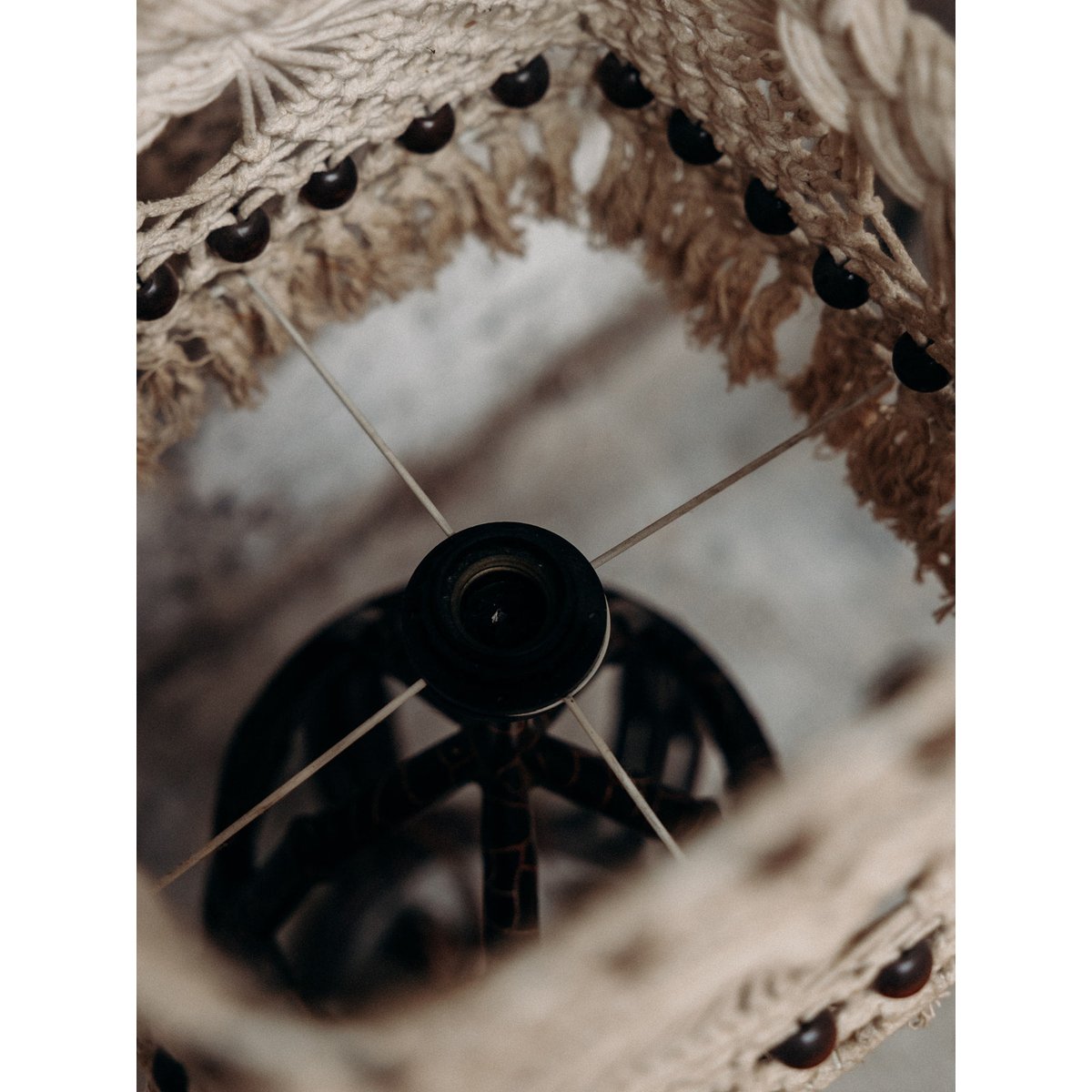 Lampe à poser en macramé Julia N°380 - Bon état noir, DEBONGOUT