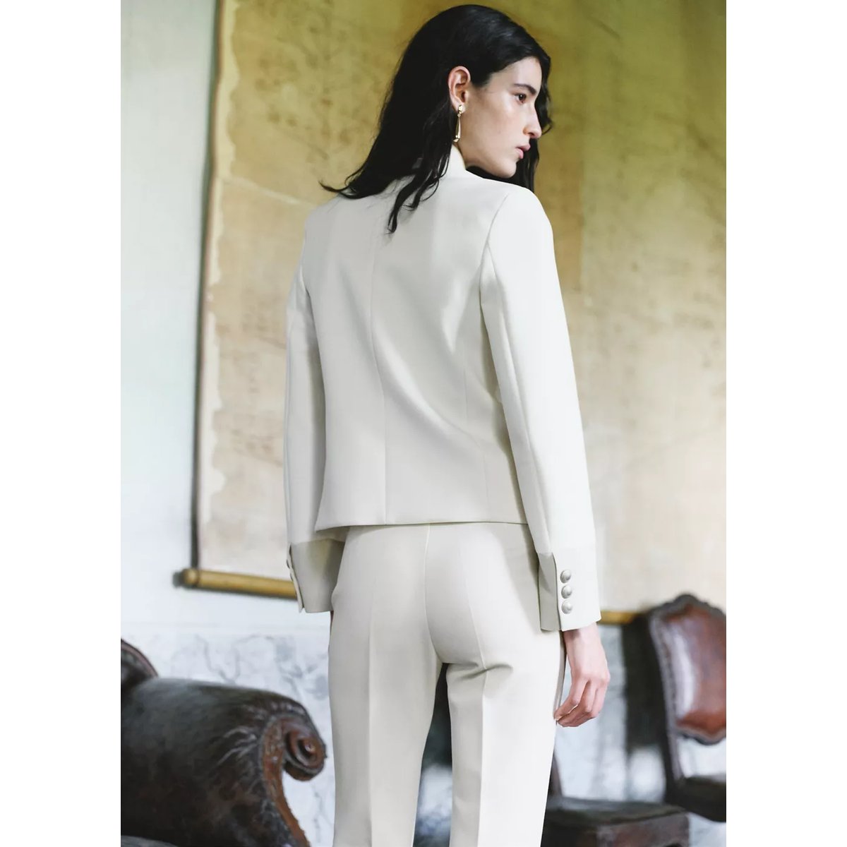 Veste à col officier boutons bijoux blanc cassé, MANGO