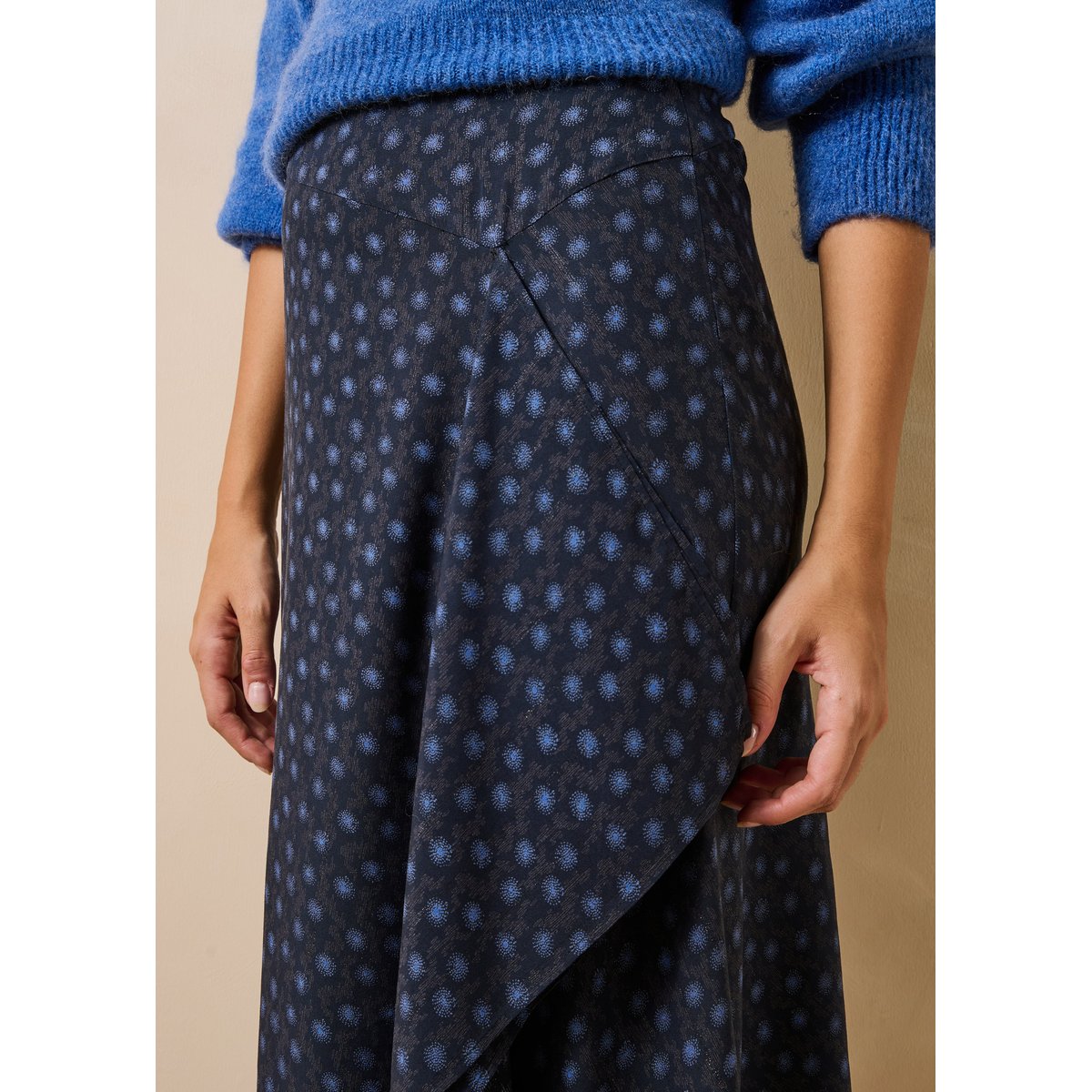 Jupe midi asymétrique à imprimé graphique bleu, LA FEE MARABOUTEE