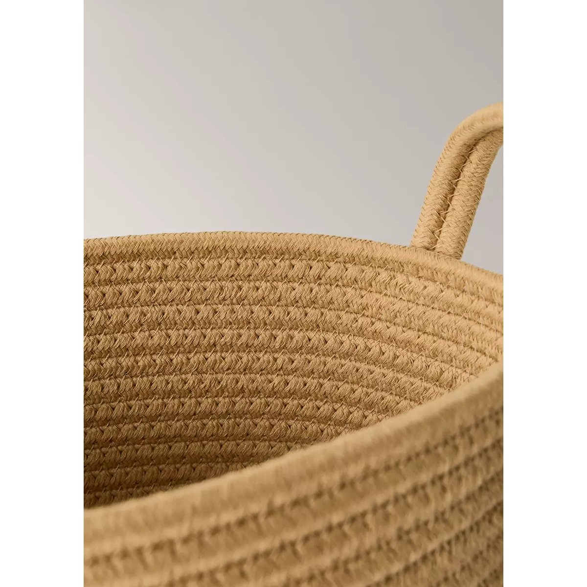 Panier enfant moyen en coton avec anses marron moyen, MANGO HOME