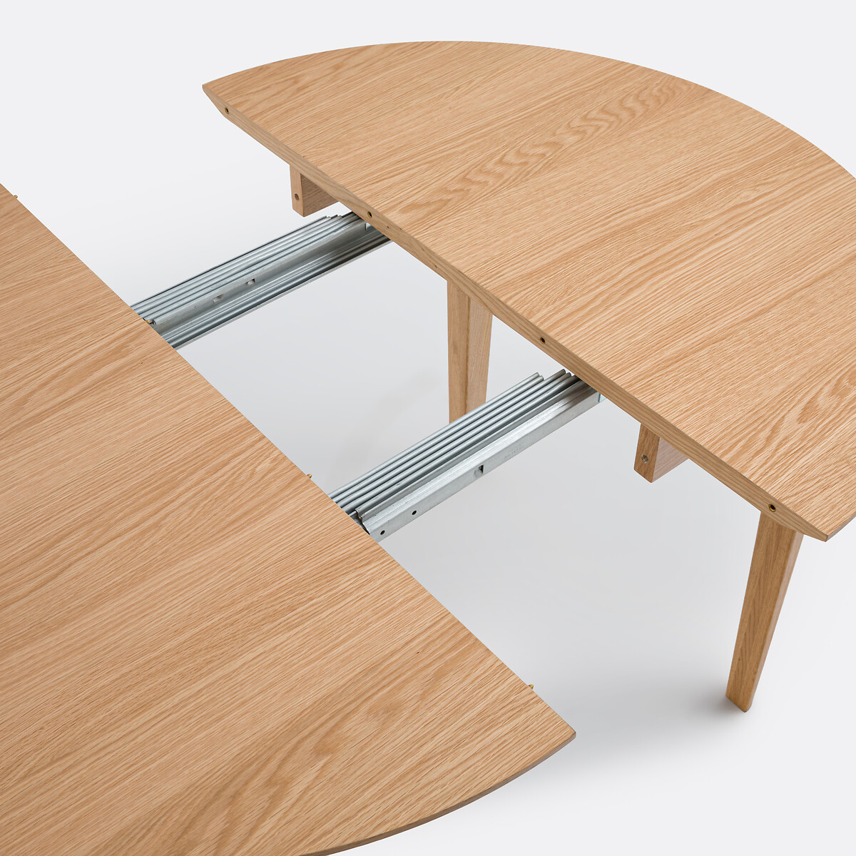 Table à manger, extensible, en plaqué chêne, 4 à 8 couverts, TIOGA coloris chêne, LA REDOUTE INTERIEURS