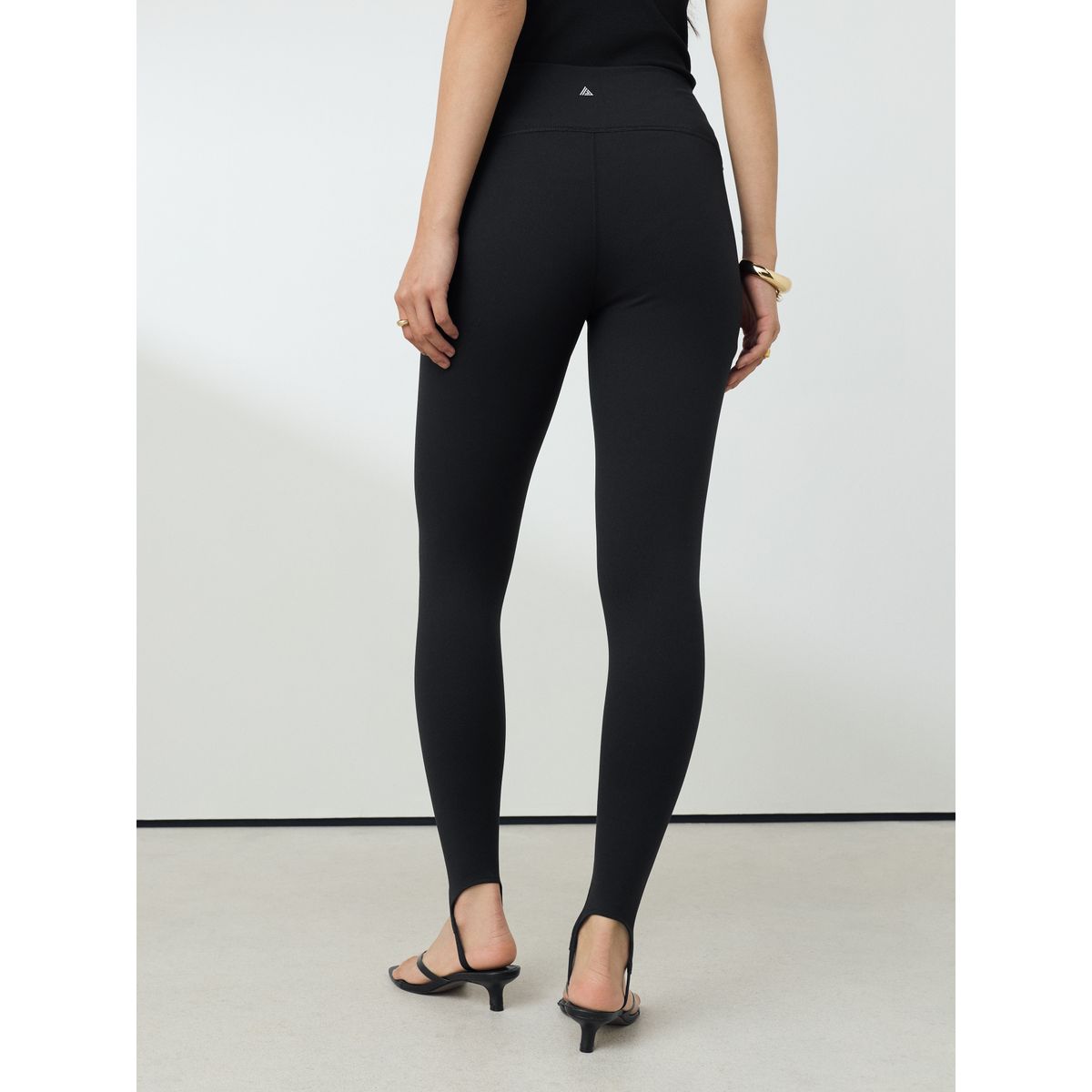 Legging fuseau sculptant dry tech noir, NEXT