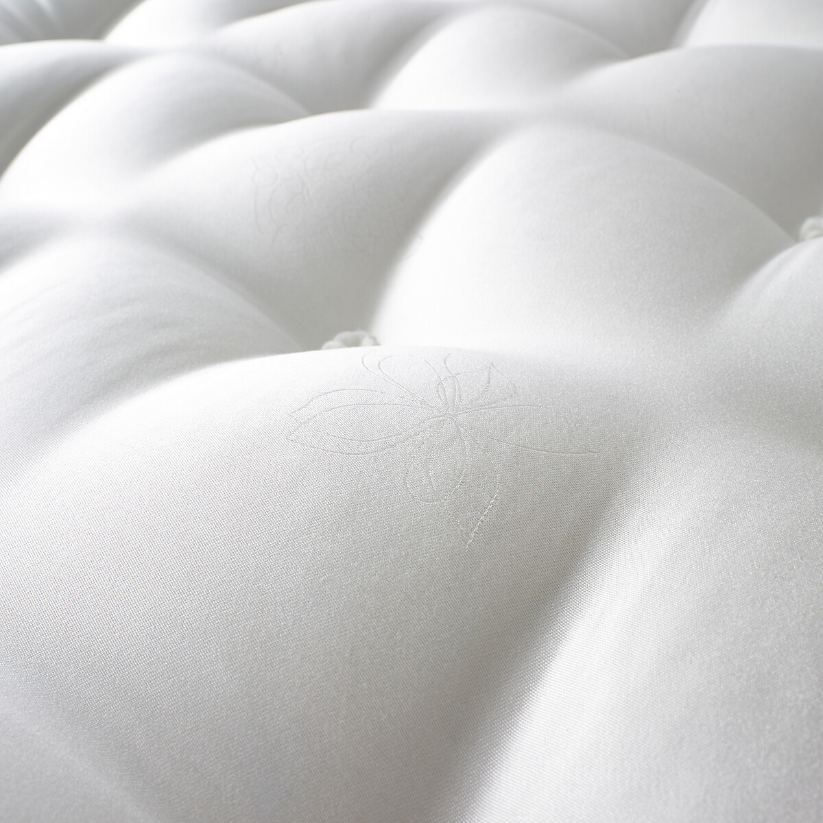 Cashmere 1000 Pocket Pillowtop Mattress white, ASPIRE