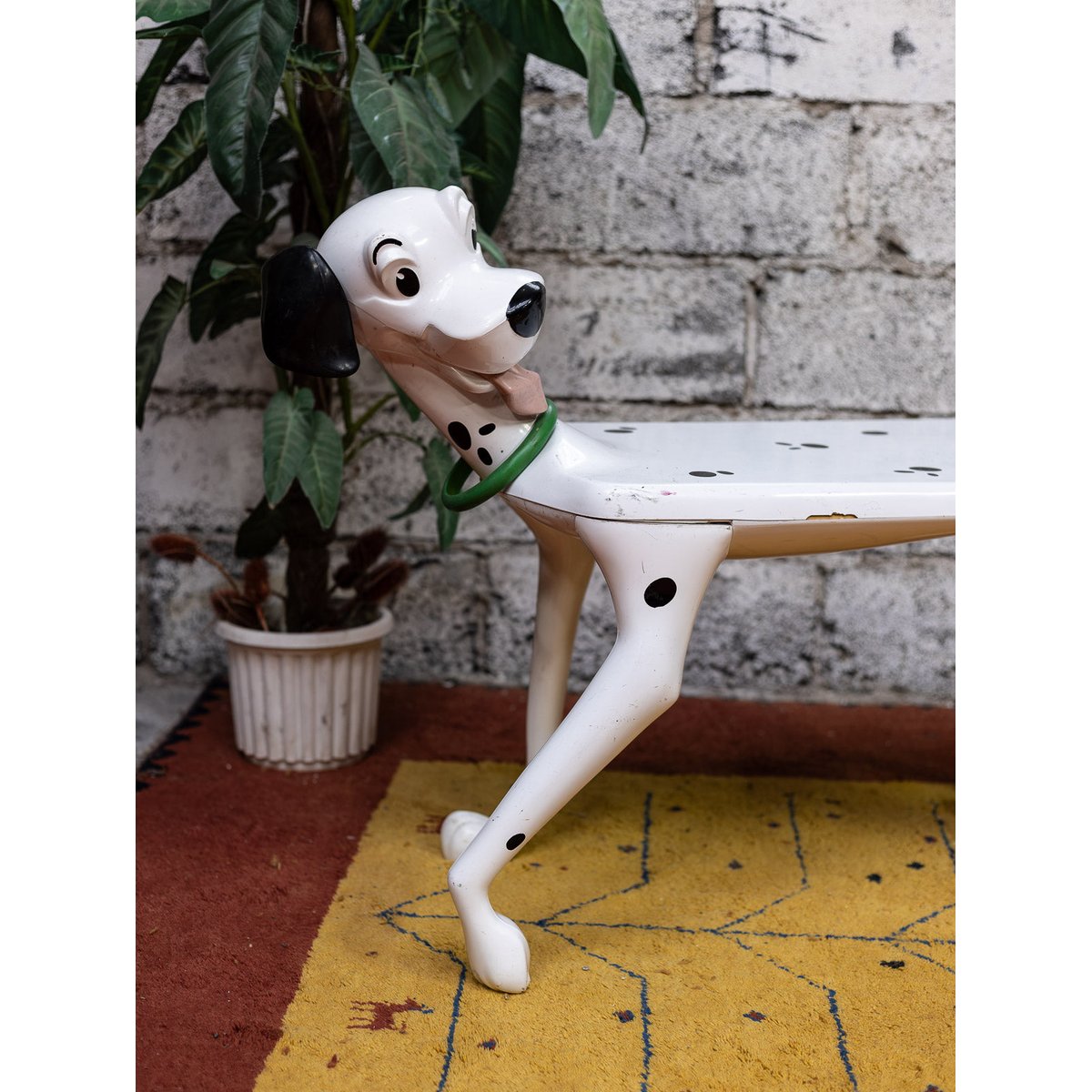 Bureau pour enfant Dalmatien de Pierre Colleu Yvan N°592 - Bon état noir, DEBONGOUT