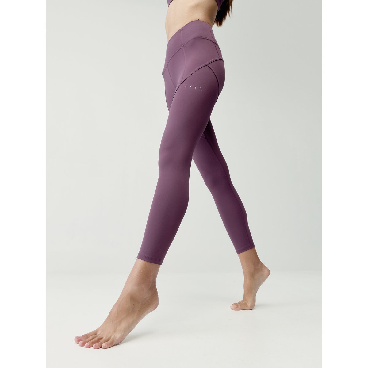 Legging de sport femme Indi Longueur longue taille mi-haute effet push-up bordeaux intense, BORN