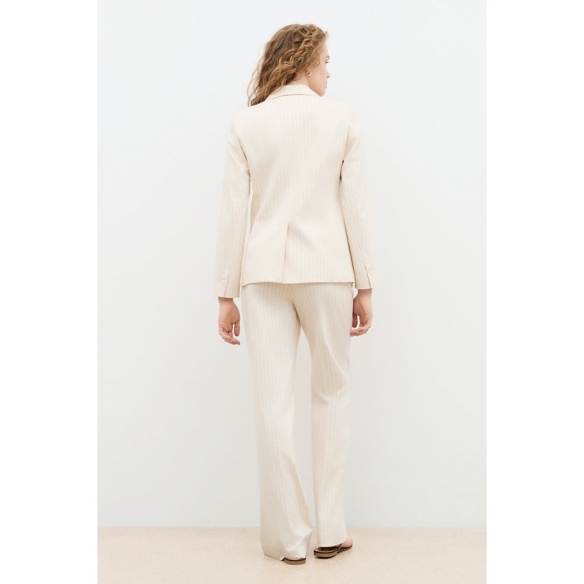 Veste cintrée tailleur VESTE VMAINA RAYEE creme, CAROLL