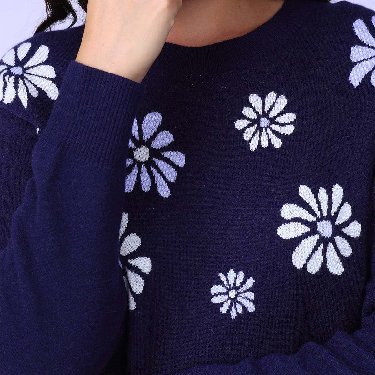 Pull à fleurs Elaine bleu marine, MISE AU GREEN