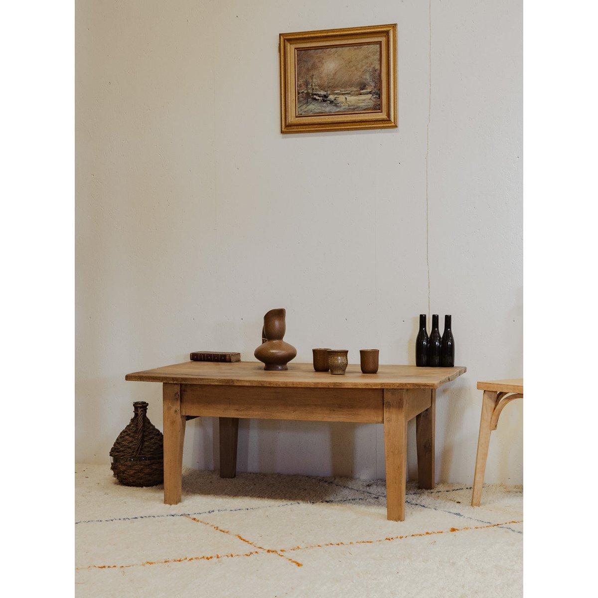 Table basse en noyer Léonie N°899 - Bon état bois clair, DEBONGOUT