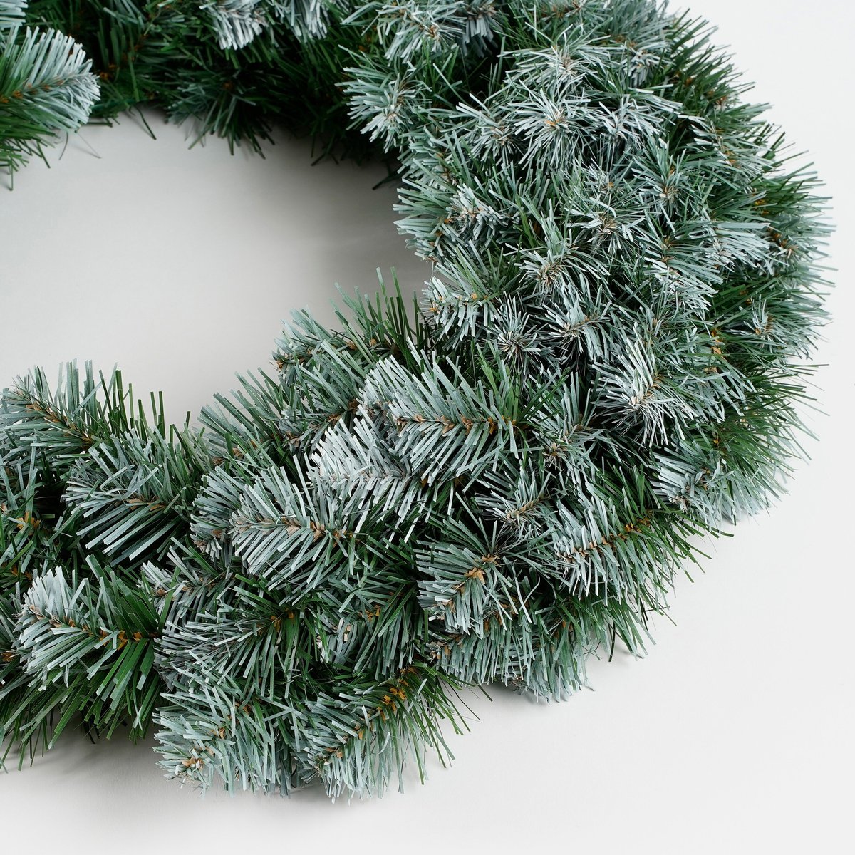 Couronne de Noël enneigée COLORADO vert, TRIUMPH TREE