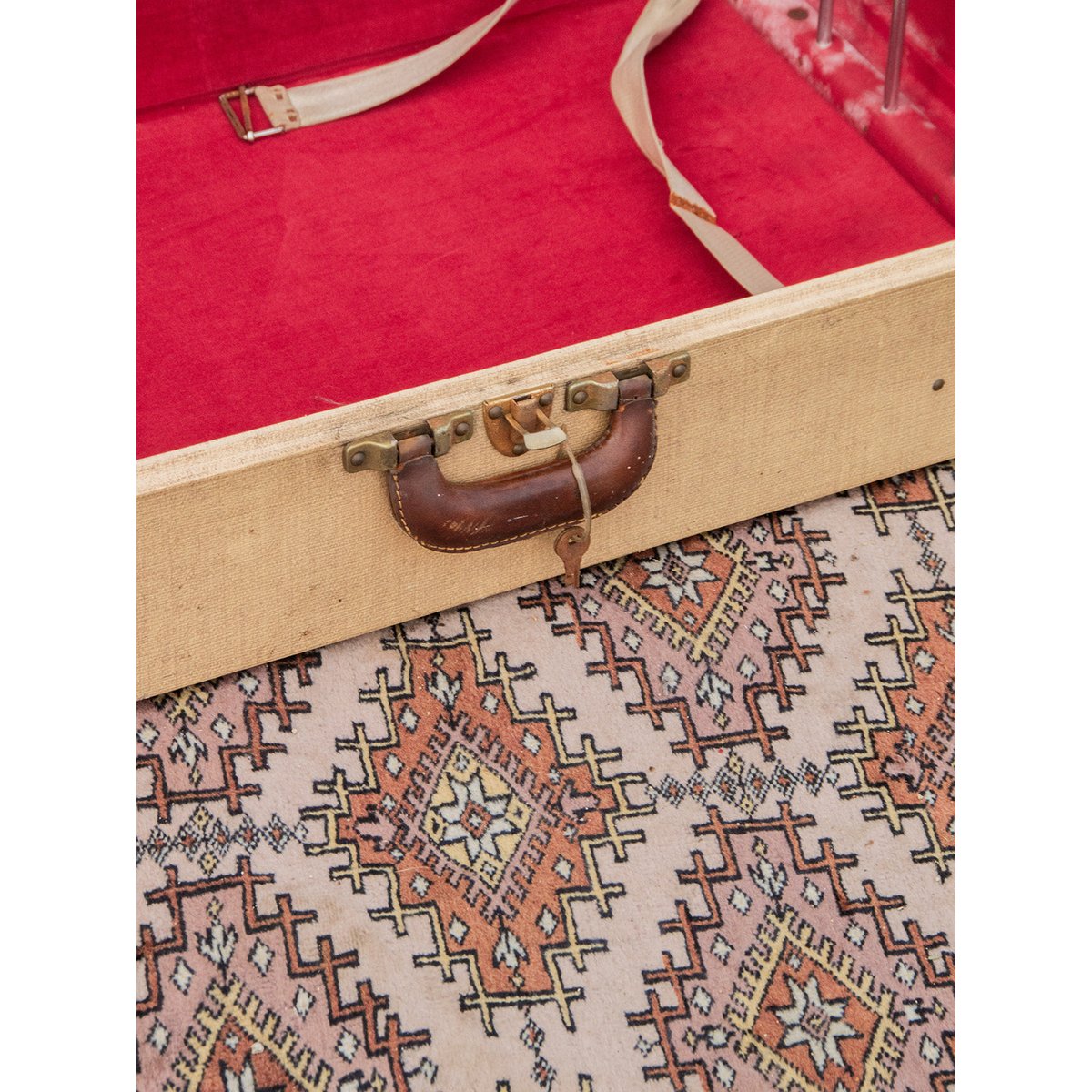 Malle beige Lucienne N°71 - Bon état beige, DEBONGOUT