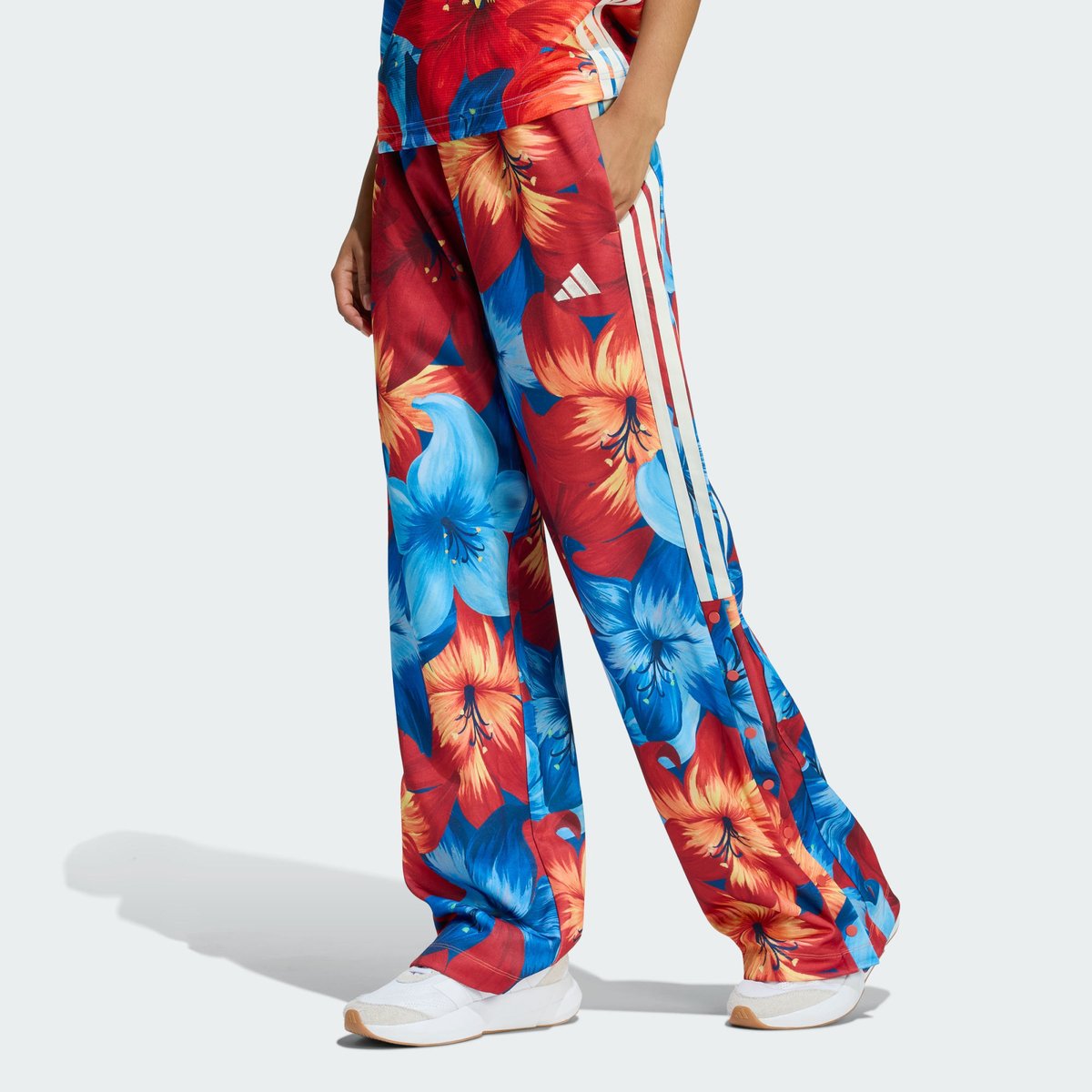 Pantalon large, imprimé, FARM RIO light blue / tactile red / cream white, ADIDAS SPORTSWEAR