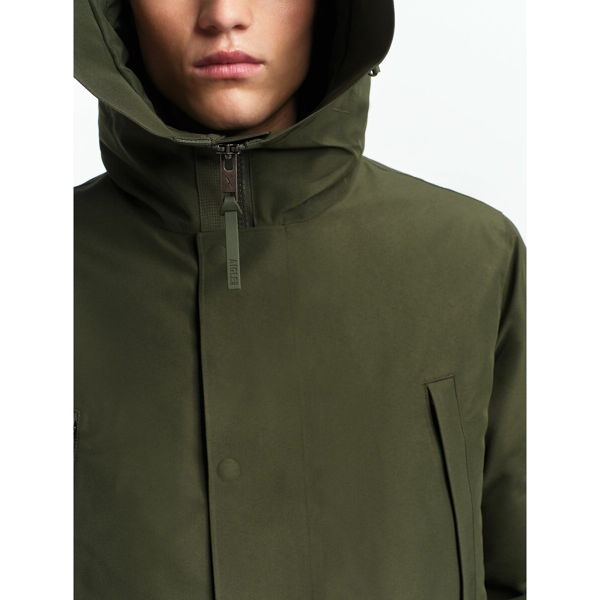 OBAM lange parka, gewatteerd met dons en veren kakigroen  , AIGLE