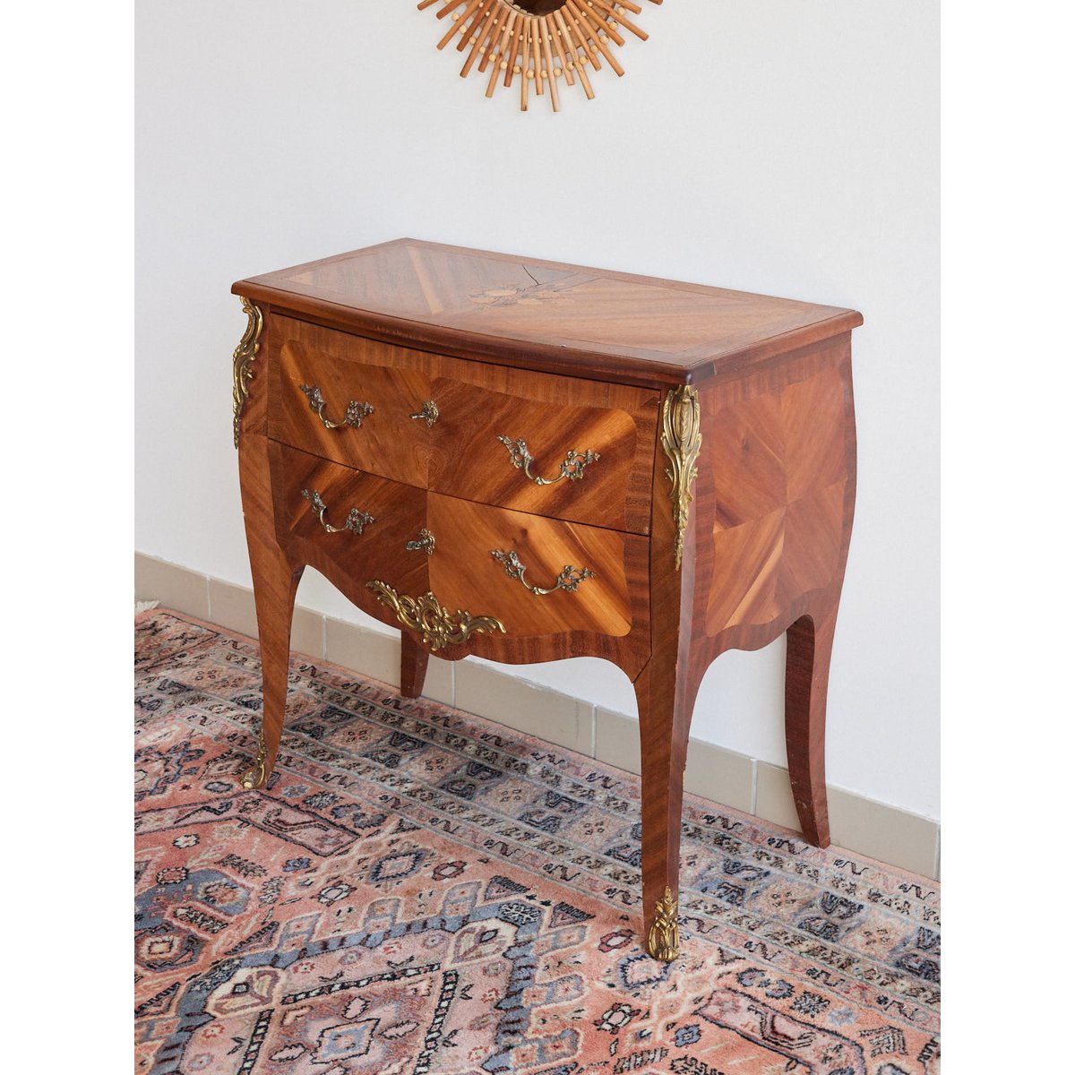 Commode de style Louis XV Garance N°686 - Bon état bois clair, DEBONGOUT