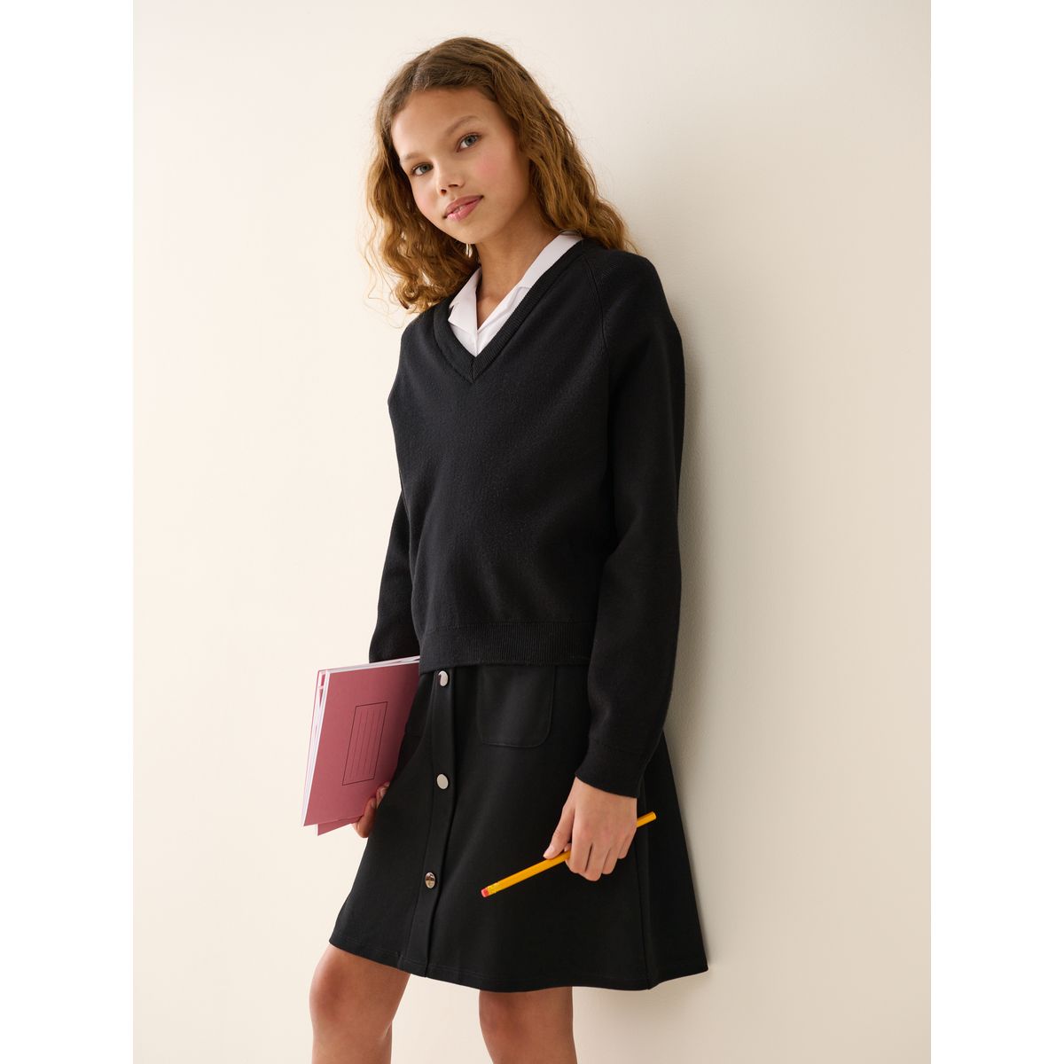 Pull en maille de coton mélangé à col v noir, NEXT