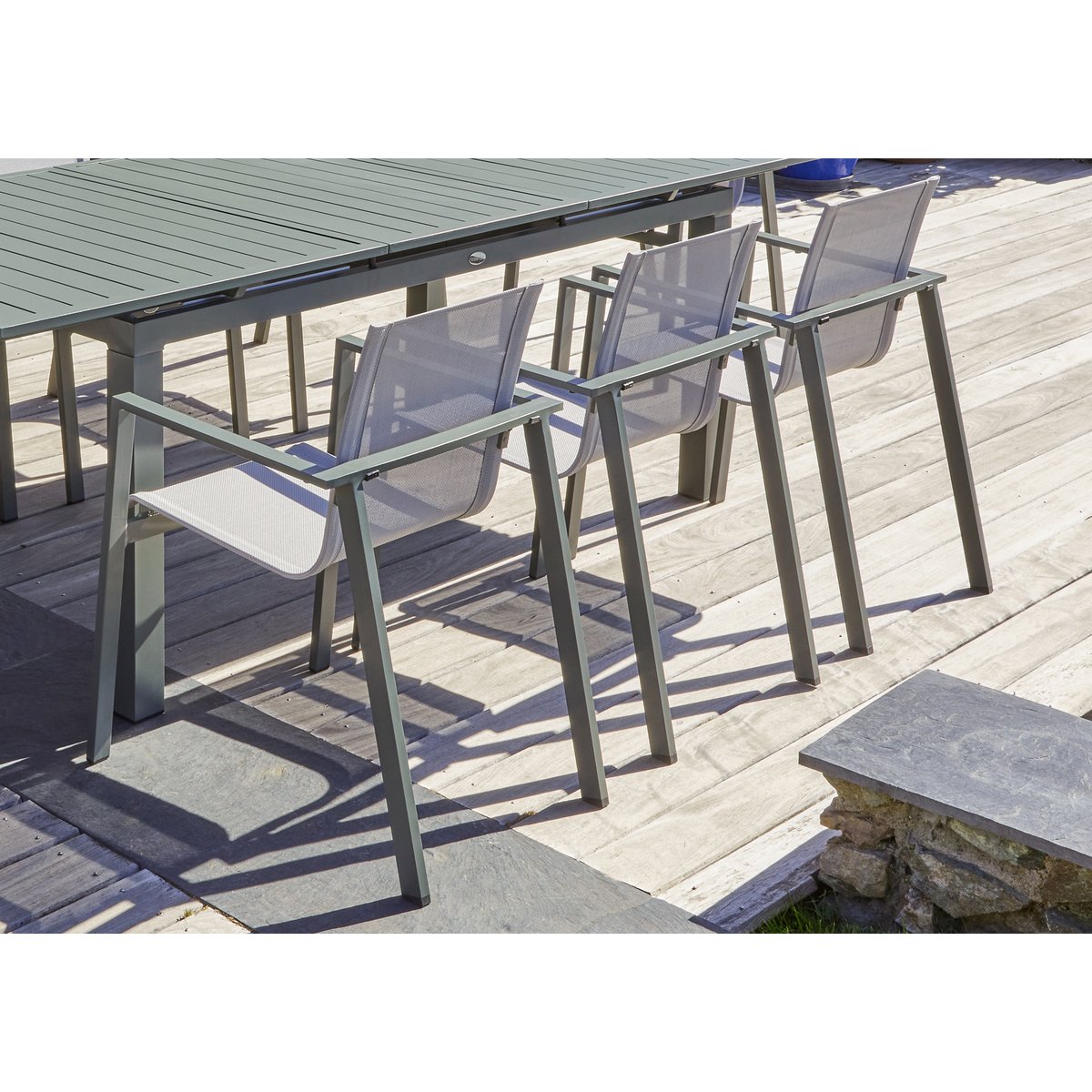 Ensemble repas de jardin 6 places en aluminium MIAMI kaki, DCB GARDEN