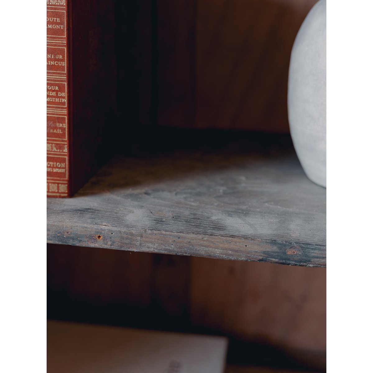 Petite armoire parisienne Blandine N°502 - Bon état bois foncé, DEBONGOUT