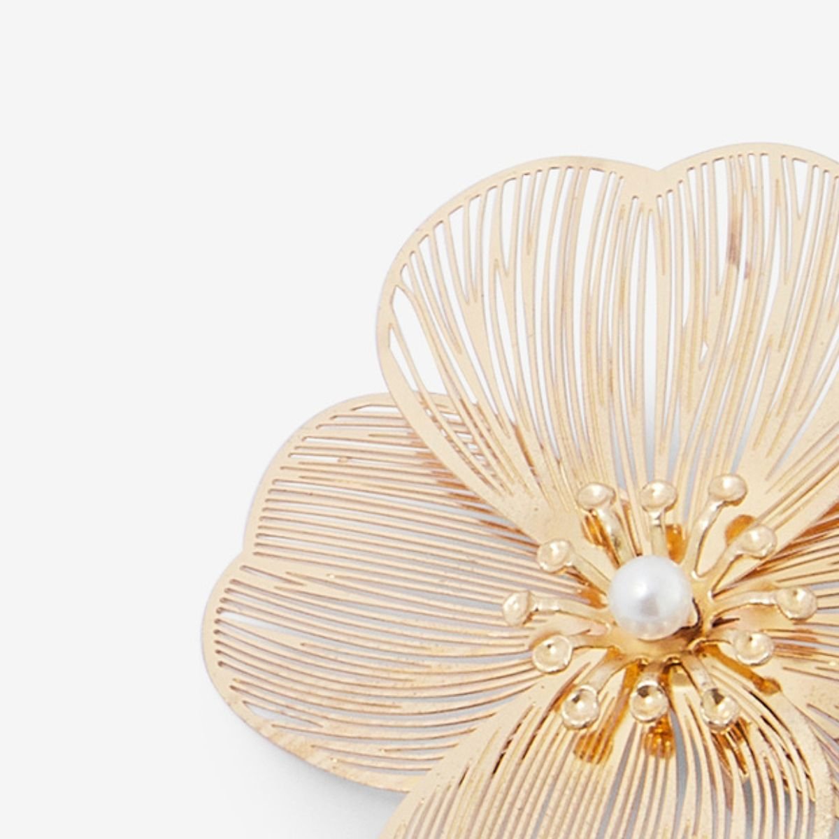 Broche fleur en filigrane doré, BALABOOSTE