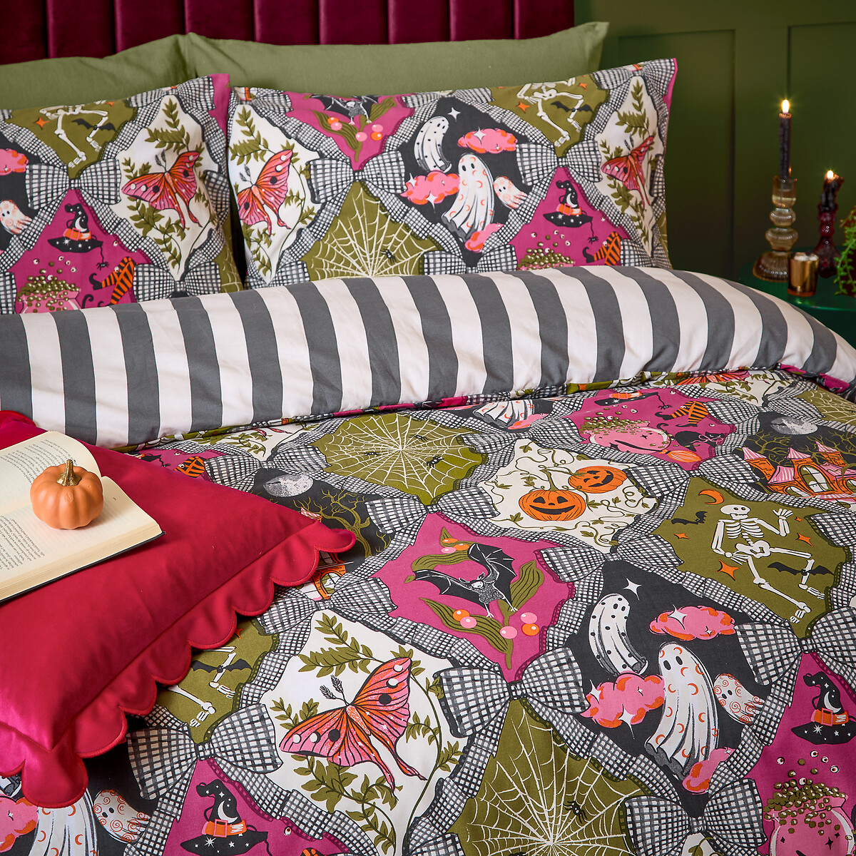 Hallowquin Spooky Reversible Duvet Cover and Pillowcase Set multi-coloured, FURN.