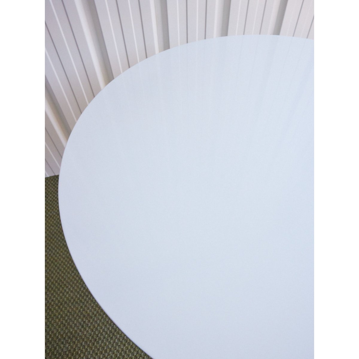 Table à manger tulipe blanche Karla N°1229 - Bon état blanc, DEBONGOUT