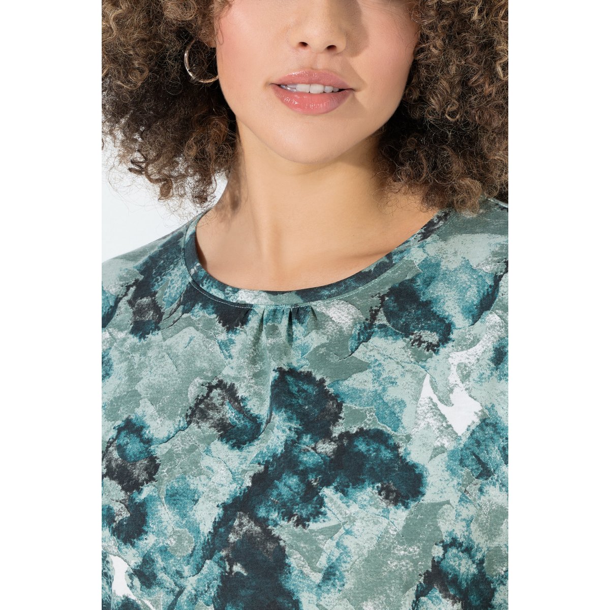T-shirt à motif floral. Coupe évasée vert pétrole, ULLA POPKEN