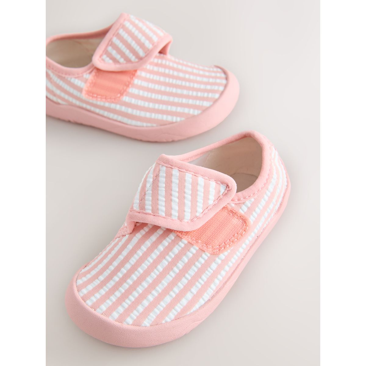 Chaussettes de nage souples rose, NEXT