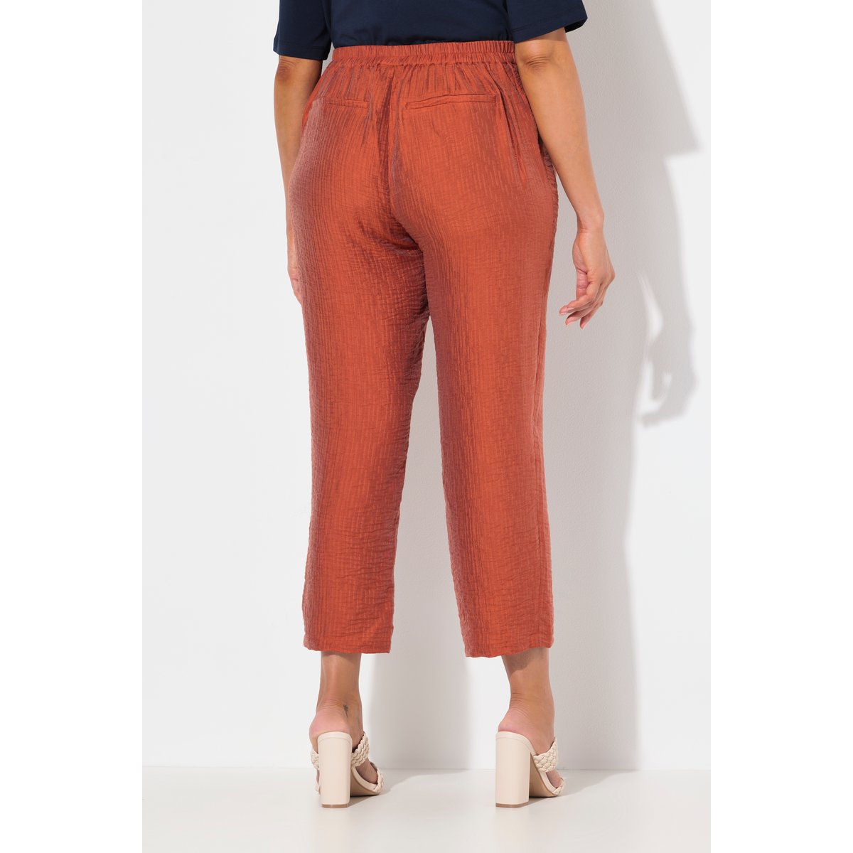 Pantalon Rena en lyocell texturé. Taille ambré, ULLA POPKEN