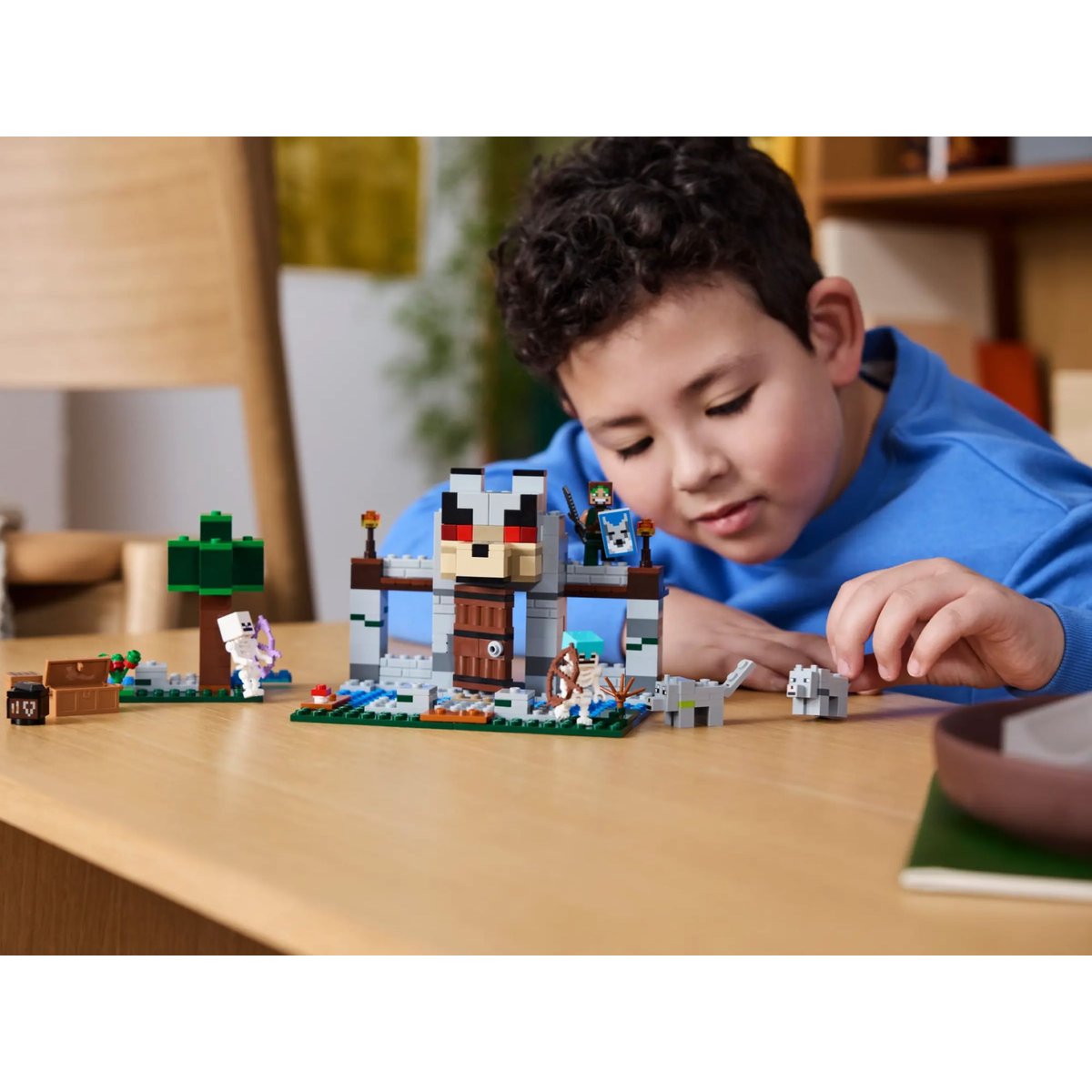 LEGO Minecraft - La forteresse du loup 21261 - Aventure et Exploration multicolore, LEGO
