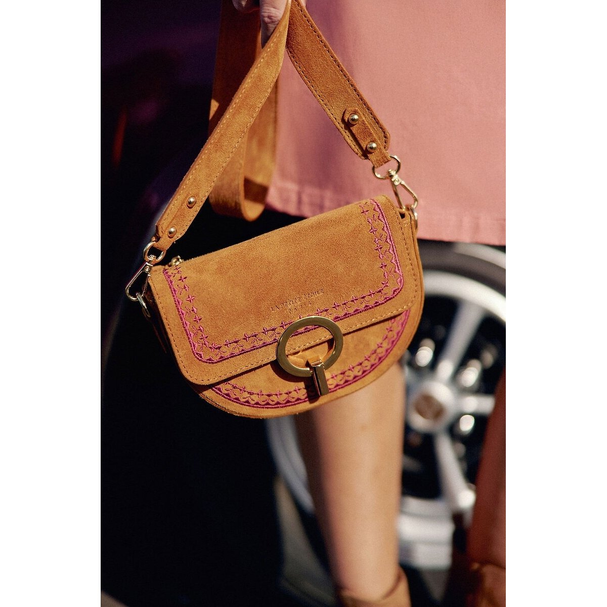 Jim Suede Shoulder Bag camel, LA PETITE ETOILE