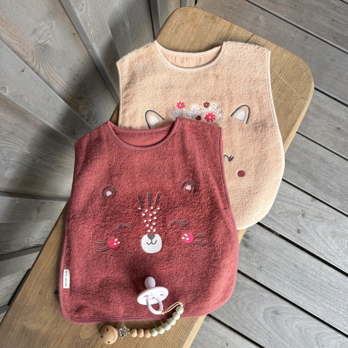 Lot de 2 bavoirs bébé en éponge Léa rose, PETIT BEGUIN