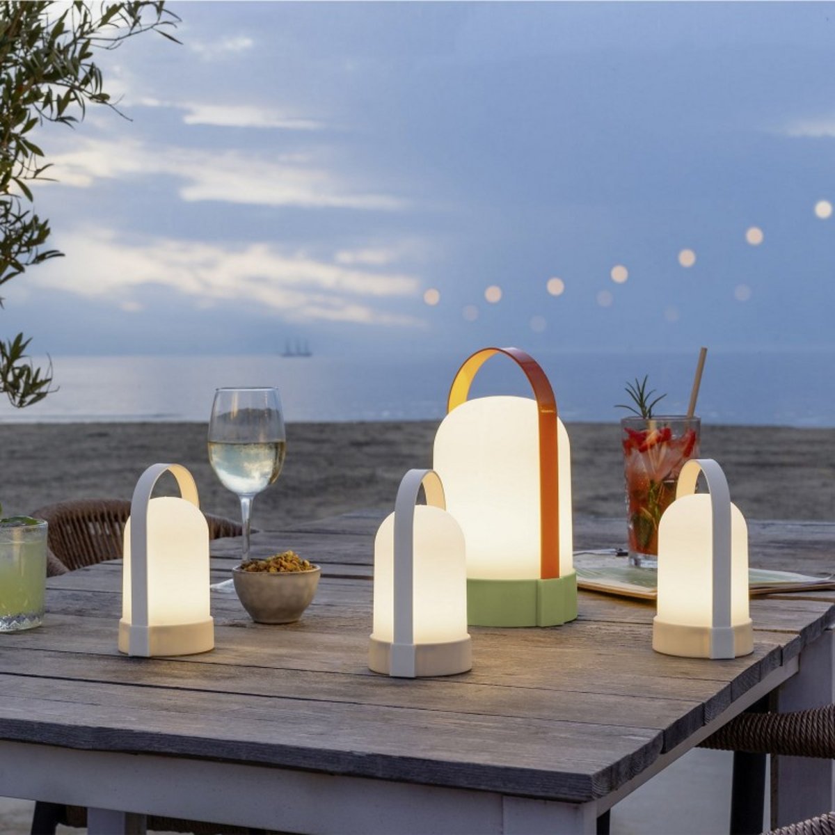 Lampe de table led Uri rouge bordeaux, REMEMBER